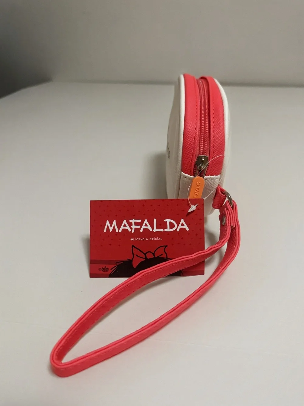 Mafalda Toiletry  bag